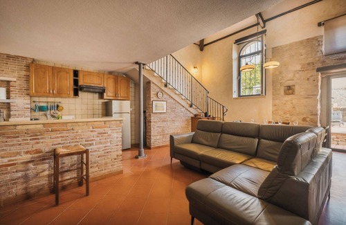 Nova Vas Villa | Pequeña villa recientemente renovada de 2 dormitorios con jacuzzi, para 4 personas.