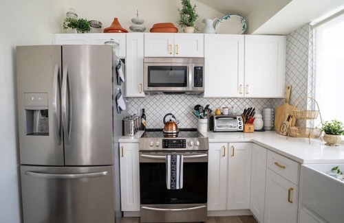 Latrium Casa | Newly renovated and furnished single family home in L''Atrium