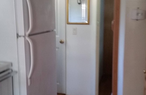 Homosassa Casa | 1 DORMITORIO QUEEN / 1 BAÑO ADULTO PRIVADO VUELTA A MANERAS !!
