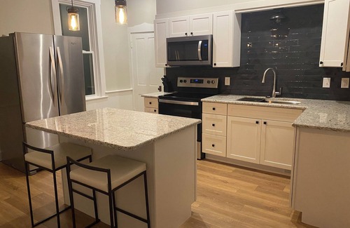 Quincy Casa | Newly renovated 4 bedroom house in the heart of Quincy