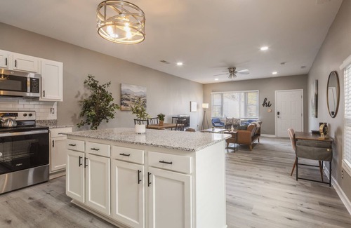 Smoketown Jackson Casa | Newly renovated 4BR CozySuites