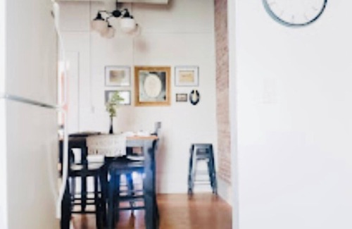 Manchester Apartamento | Newly renovated apartment in historic downtown Manchester
