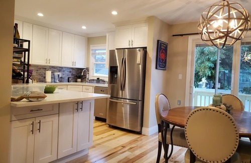 Long Beach Casa | Mensual - Hermosa espaciosa 3 BD / 2 BA Beach Home ¡A solo pasos de la arena!
