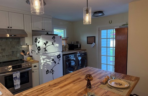 Clayton Casa | Newly renovated cottage in Clayton Historic District - a short drive to Raleigh