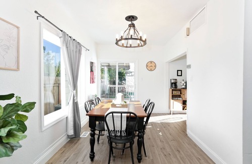 West Salem Casa | Newly Renovated! Family Home, Walking Distance to Local Restaurants, Parking