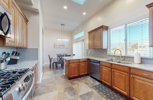 Vista Del Norte Alliance Casa | Newly renovated! Furnished Luxury Rental! Near Balloon Fiesta Park!