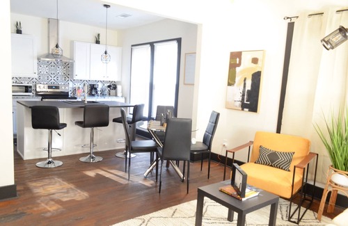 Washington Park Casa | Newly renovated home in Downtown Atlanta near Mercedes Benz Arena
