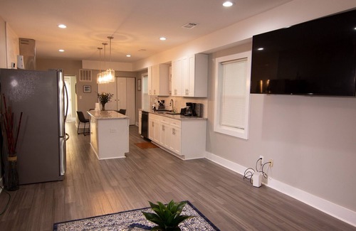 Washington Park Casa | Newly Renovated House near Beltline & Park!