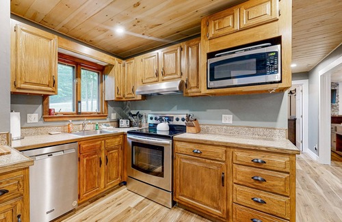 Birch Hill Casa | Newly Renovated House with Cozy Amenities, Outdoor Deck, Firepit