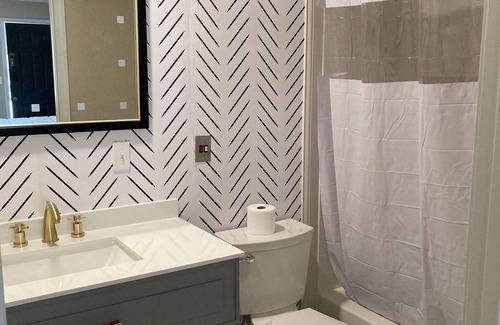 Wappapello Complejo | Newly renovated King Room w/ high speed internet