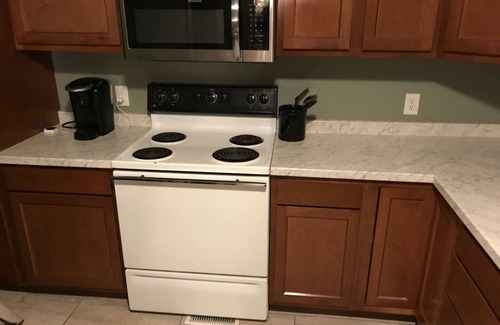 Durhamville Casa | Newly renovated lake house with stunning views!