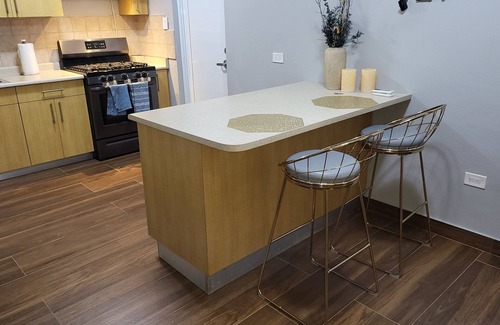El Cinco Casa | Newly Renovated Large Modern Home in Center of San Juan 337