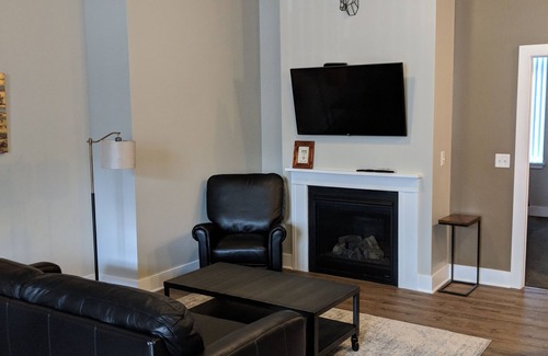 Ellicottville Apartamento | Newly Renovated Modern 1-Bedroom In The Village Of Ellicottville