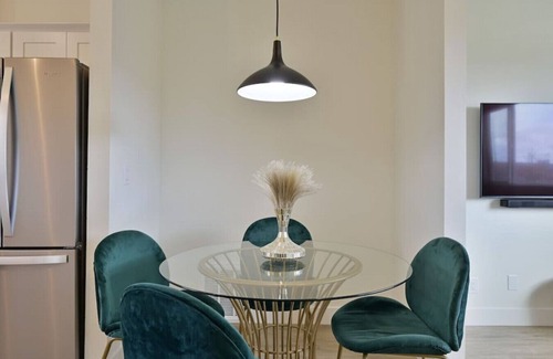 Grant Apartamento | Newly Renovated! - Modern Upstairs Loft