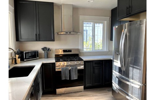 Park Mesa Heights Casa | NEWLY Renovated Spacious 3-Bedroom Big Yard Home