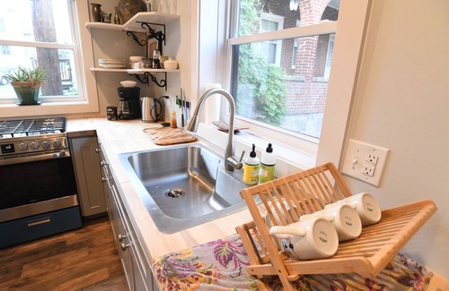 Lexington Apartamento | Newly renovated studio Apartment in Downtown Lexington. 5 min walk to W&L or VMI