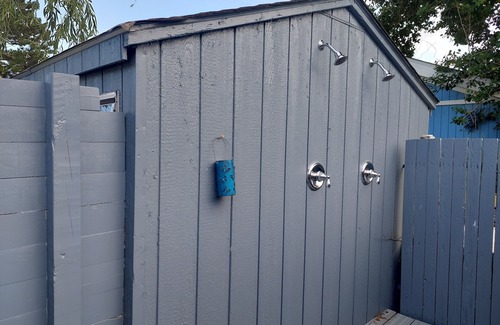 Villas Casa | Newly renovated studio bungalow six minutes walking distance from the DE Bay