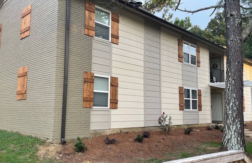 Starkville Condominio | Newly renovated, updated condo ON CAMPUS, it is sure to satisfy your every need.