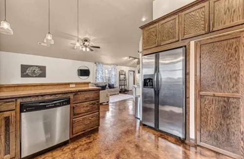 Eureka Springs Casa | Newly renovated secluded hideaway minutes from downtown Eureka Springs