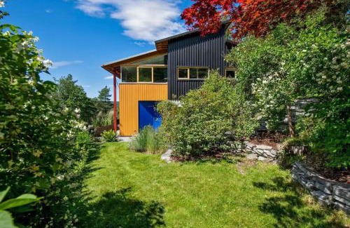 Oppegard Casa | Newly Renovated Villa With Private Beach