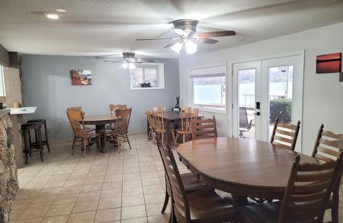 Gravois Mills Casa | Newly Updated Interior, Sunroom w/Hot Tub, Deck, Deep Water Dock, Boat & PWC Slips