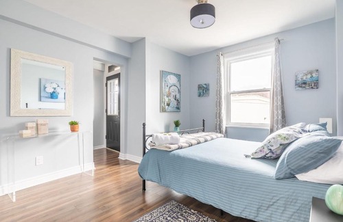 Centretown West Apartamento | Newly Upgraded Pet-Friendly Apartment