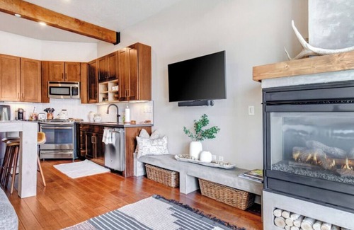 South Snyderville Basin Casa | Newpark Urban Retreat