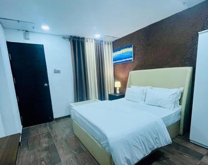 Colombo 05 Hotel | Newyork Guest House and Restaurant Colombo 05