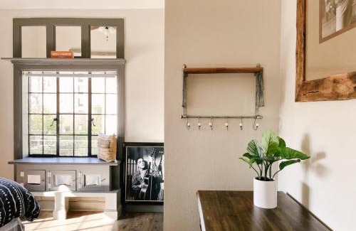 Downtown Knoxville Apartamento | Neyland View Condo - Heart of Downtown Knoxville