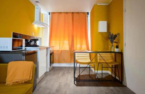 Roubaix Apartamento | NG Prestige - Lille I Roubaix Jouffroy - Balnéo - Netflix - Wifi - Kitchenette - Jardin