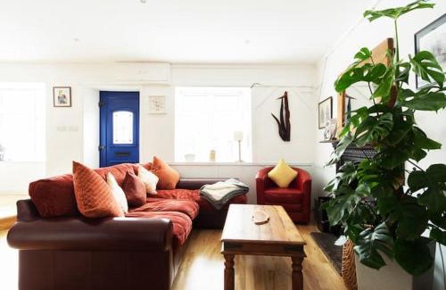 Kinvara Casa | Niamh's Seaside Cottage