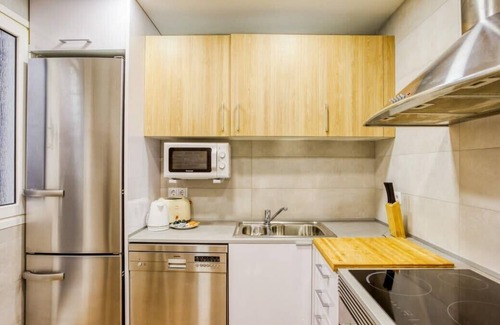 La Bordeta Apartamento | Nice & Cozy 4 Bed in Sants-Montjuic BCN