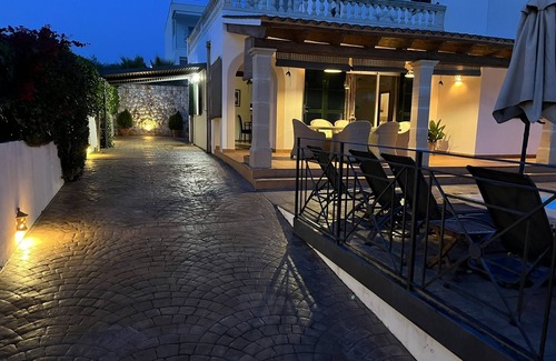 Sa Rapita Chalet De Esquí | BONITA Y ACOGEDORA CASA CON PISCINA, BICICLETAS, JUEGOS. FERGELAN