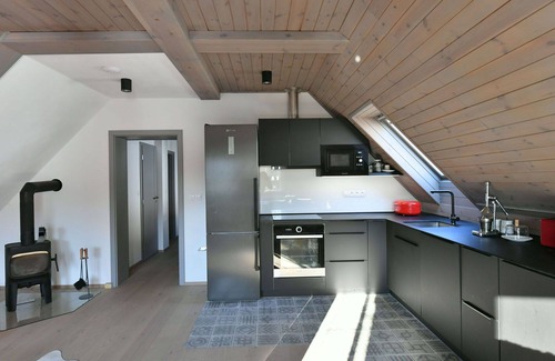Horni Marsov Apartamento | Hermoso apartamento para 6 personas con WIFI, TV, patio y vista panorámica