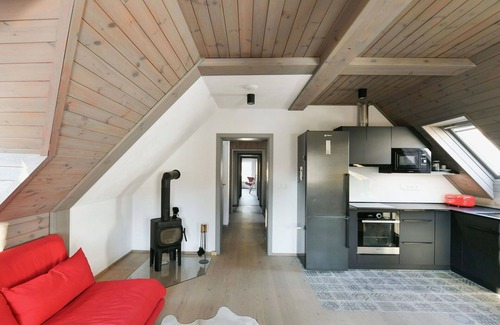 Horni Marsov Apartamento | Hermoso apartamento para 6 personas con WIFI, TV, patio y vista panorámica