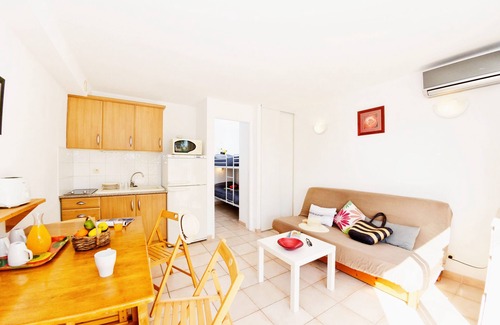 Les Bormettes Apartamento | Bonita Appart 6 pers. A 250 metros de la PLAYA CON PISCINA CLIMATIZADA Y TENIS (6)