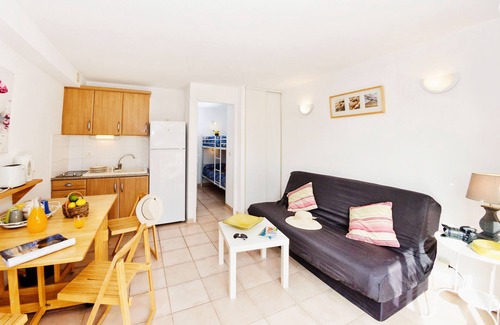Les Bormettes Apartamento | Bonita Appart 6 pers. A 250 metros de la PLAYA CON PISCINA CLIMATIZADA Y TENIS (7)