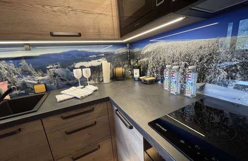 Spindleruv Mlyn Apartamento | Hermoso apartamento para 13 personas con WIFI, TV, balcón y vista panorámica