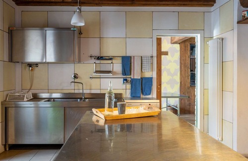 Cortemilia Apartamento | Hermoso apartamento para 18 personas con WIFI, piscina, patio y mascotas permitida