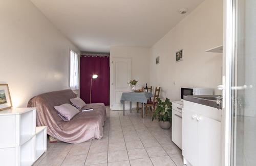 Gardanne Apartamento | Bonito apartamento para 2 personas con WIFI, TV, terraza y vista panorámica