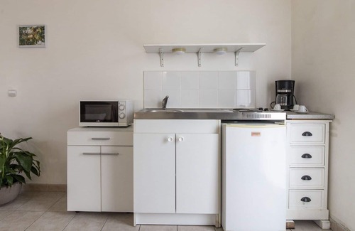 Gardanne Apartamento | Bonito apartamento para 2 personas con WIFI, TV, terraza y vista panorámica