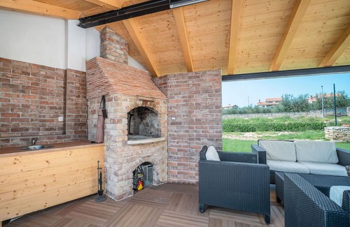 Tar-Vabriga Apartamento | Precioso apartamento para 2 personas con piscina, WIFI, A/C, TV y mascotas permitida