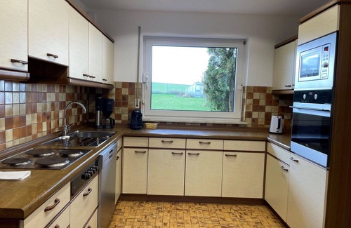 Manderscheid Apartamento | Hermoso apartamento para 4 personas con WIFI, TV y terraza