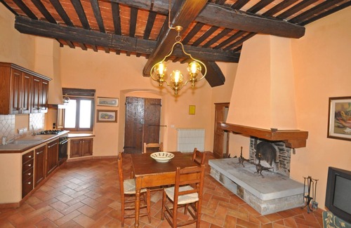 Marradi Apartamento | Bonito apartamento con WIFI, piscina, TV, mascotas permitida, vista panorámica y aparcamiento