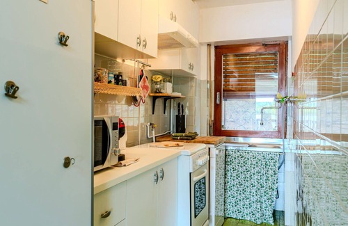 Monvalle Apartamento | Acogedor apartamento para 5 personas con WIFI, piscina, TV, balcón y mascotas permitida