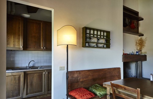 Capolona Apartamento | Precioso apartamento con WIFI, piscina, TV, mascotas permitida y vista panorámica, cerca de Arezzo