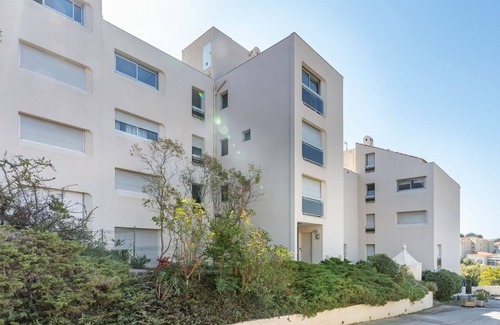 Hyeres Apartamento | Bonito apartamento para 5 personas con piscina, WIFI, TV y terraza