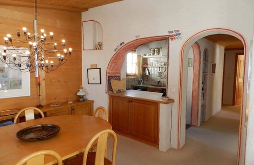 Saanenmoeser Apartamento | Acogedor apartamento para 6 personas con WIFI, TV y balcón