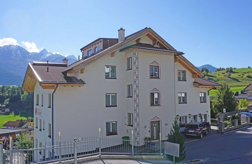 Ladis Apartamento | Acogedor apartamento para 6 personas con WIFI, TV, terraza y aparcamiento