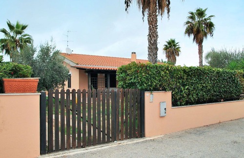 Fondi Apartamento | Precioso apartamento para 6 personas con A/C, WIFI, TV, terraza y mascotas permitida